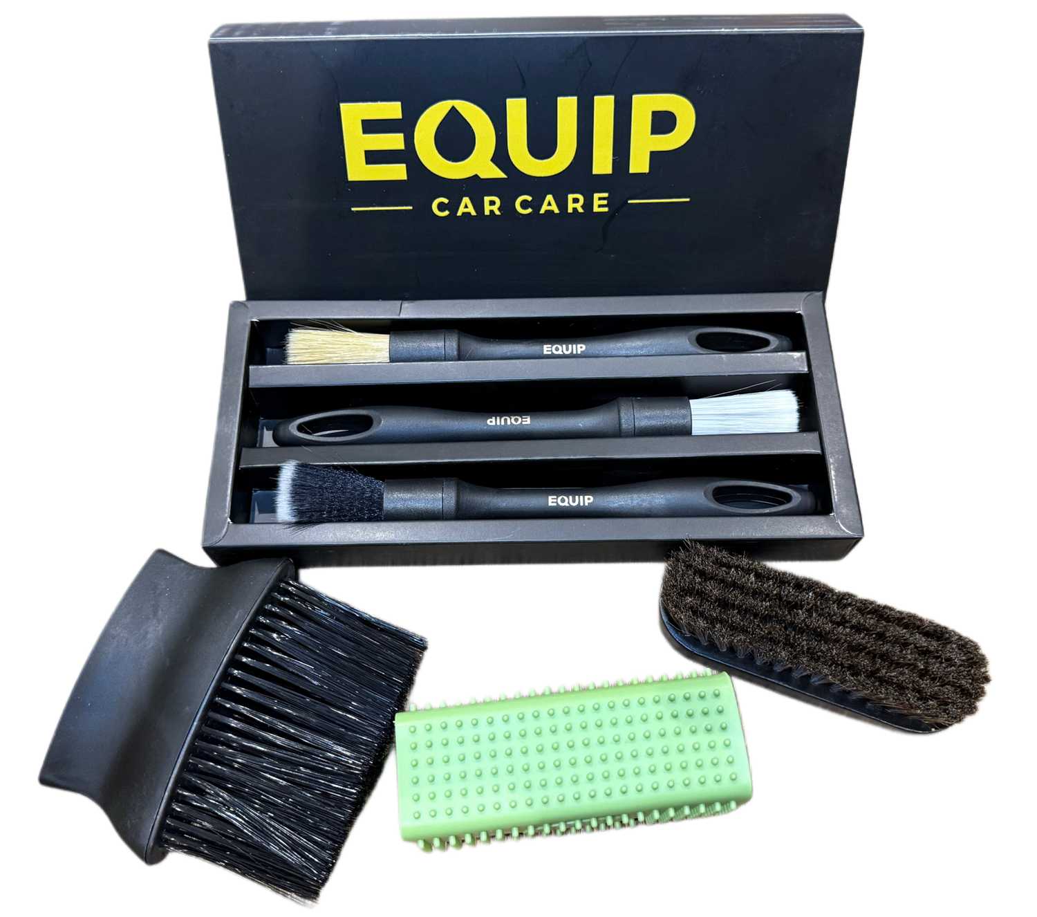 EQUIP INTERIOR BRUSH AND STRIPE BUNDLE