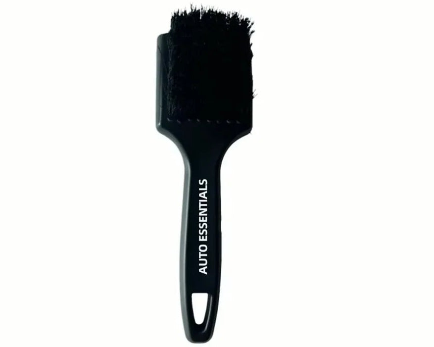 AUTO ESSENTIALS SCRUBBING BRUSH