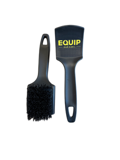 STIFF TYRE BRUSH 